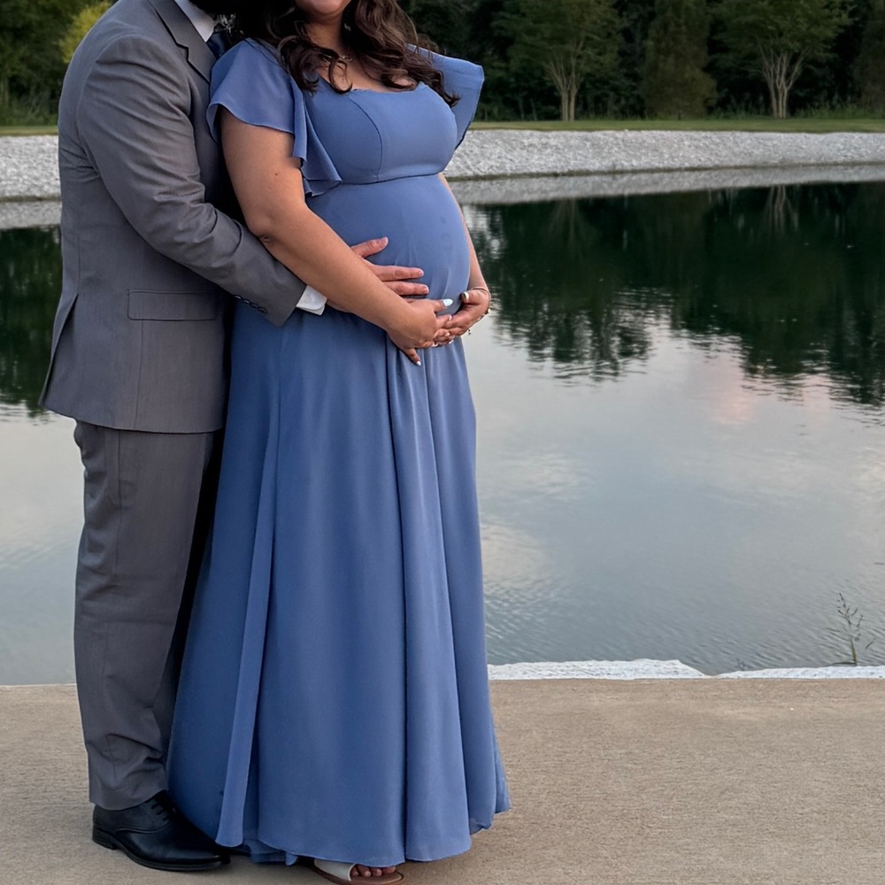 JJ’s house maternity dress